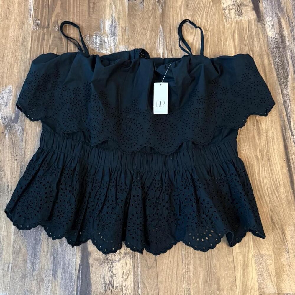 NWT Gap Poplin black eyelet lace crop top - Size Large (Petite)